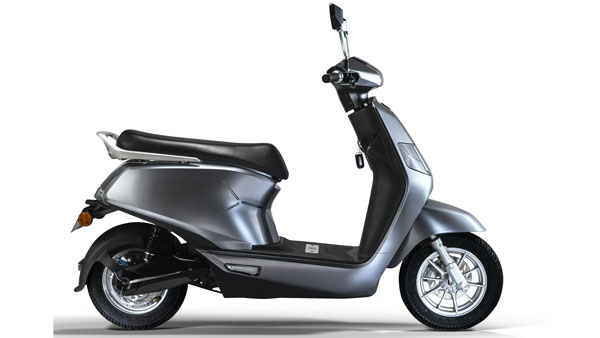 BGauss Electric Scooter Unveiled: बीगॉस ने किया अपनी पहली दो इलेक्ट्रिक वाहन का खुलासा