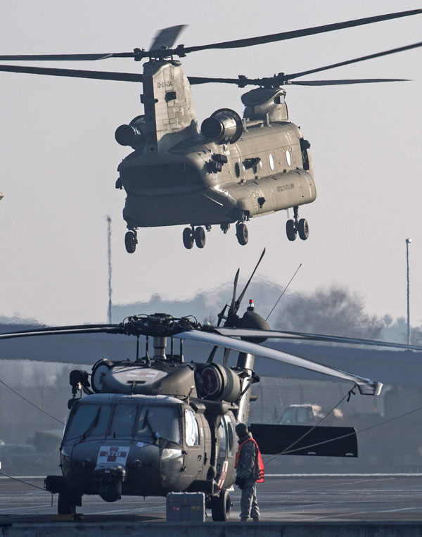 Boeing Completes Helicopter Deliveries: बोईंग भारतीय एयर फोर्स डिलीवर नई अपाचे व चिनूक हेलीकॉप्टर जानकारी