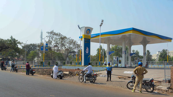 Petrol, Diesel Demand Falls: जुलाई माह में पेट्रोल और डीजल की मांग में आई भारी गिरावट