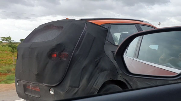 Kia Sonet Spy Pics: किया सॉनेट नए रंग टेस्टिंग सिंतबर लॉन्च