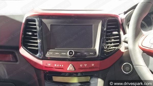 Mahindra XUV300 Sportz Soon To Launch: महिंद्रा एक्सयूवी300 स्पोर्ट्स जल्द होगी लाॅन्च, जानें क्या हैं फीचर्स