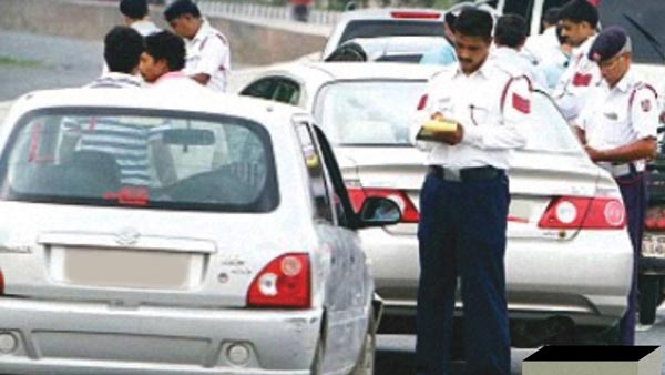 Uttar Pradesh To Increase Traffic Violation Fine: उत्तर प्रदेश सरकार ने ट्रैफिक नियम उल्लंघन पर बढ़ाया जुर्माना