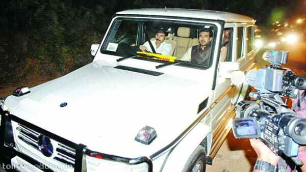 बॉलीवुड एक्टर्स न्यू कार कलेक्शन अजय देवगन रणवीर सिंह कार जानकारी बॉलीवुड एक्टर्स न्यू कार कलेक्शन अजय देवगन रणवीर सिंह कार जानकारी