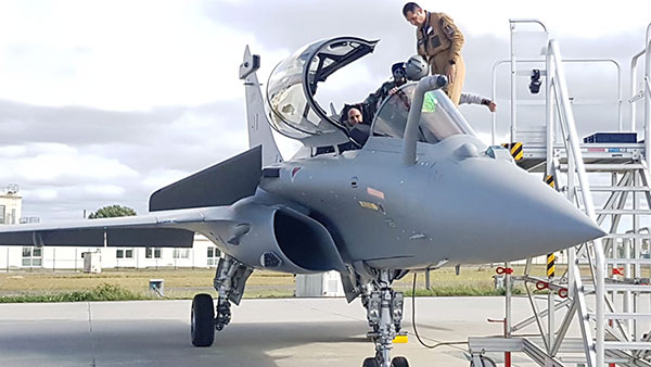 Rafale Fighter Jet Delivery: राफेल फाइटर जेट डिलीवरी इंडियन एयर फोर्स जानकारी