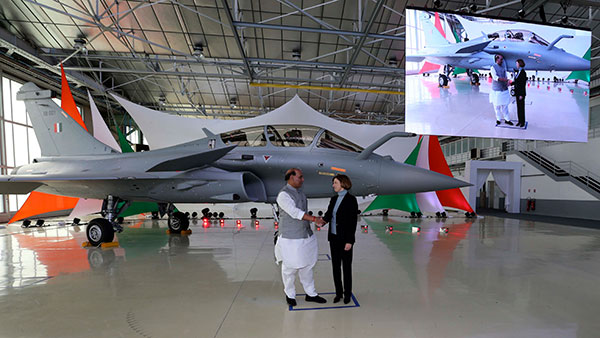 Rafale Fighter Jet Reaches India: 5 राफेल फाइटर जेट भारत पहुंची जानकारी