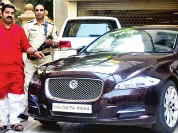 बॉलीवुड एक्टर्स न्यू कार कलेक्शन अजय देवगन रणवीर सिंह कार जानकारी बॉलीवुड एक्टर्स न्यू कार कलेक्शन अजय देवगन रणवीर सिंह कार जानकारी