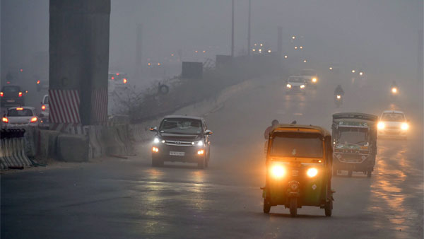 IIT Roorkee Develops New Technology: आईआईटी रुड़की ने खोजा धुंध में सेफ ड्राइविंग की तकनीक, जानें