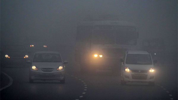 IIT Roorkee Develops New Technology: आईआईटी रुड़की ने खोजा धुंध में सेफ ड्राइविंग की तकनीक, जानें