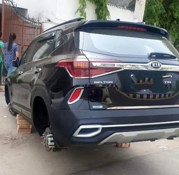 New Hyundai Creta & Kia Seltos Wheels Stolen In Delhi: नई क्रेटा और सेल्टॉस के व्हील ले उड़े चोर