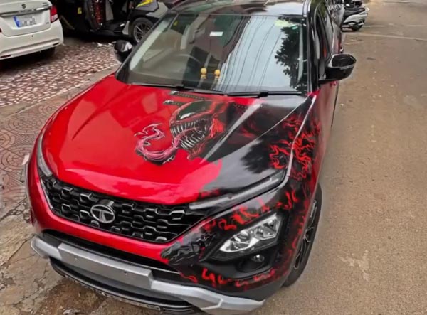 Tata Harrier With Deadpool Venom Wrap: टाटा हैरियर का डेडपूल वैनम रैप से शानदार कस्टमाइजेशन