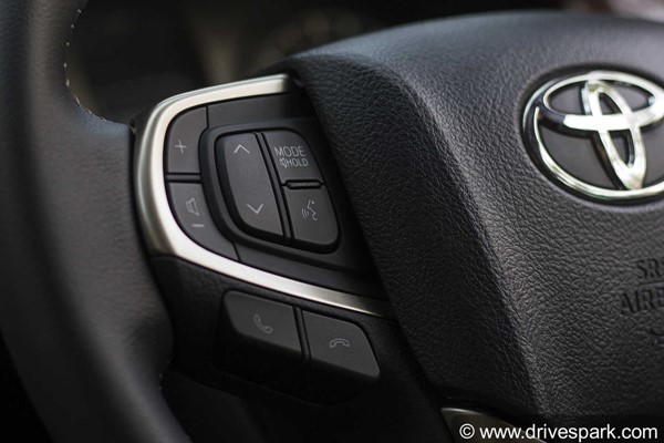 Toyota Car Sales Report June 2020: टोयोटा की बिक्री मे आई 66.10% की गिरावट, जून में बेचे 3,866 वाहन