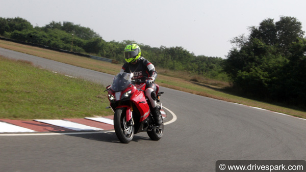 TVS Apache RR 310 Price Hike: टीवीएस अपाचे आरआर 310 बीएस6 की कीमत बढ़ी, जानें कितनी