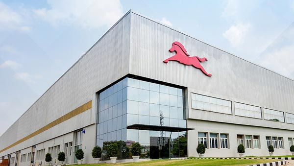 TVS Extends Warranty And Service: टीवीएस ने वारंटी और फ्री सर्विस को 31 जुलाई तक बढ़ाया