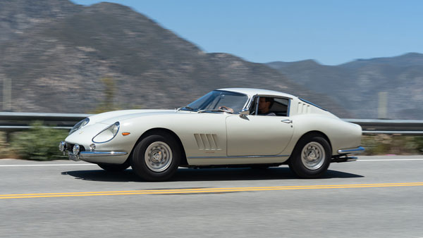 Most Expensive Car To Be Sold In Online Auction: 54 साल पुरानी फरारी की यह कार बिकी 23 करोड़ रुपये में, बनाया यह रिकॉर्ड Most Expensive Car To Be Sold In Online Auction: 54 साल पुरानी फरारी की यह कार बिकी 23 करोड़ रुपये में, बनाया यह रिकॉर्ड