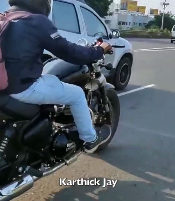 RE 650CC Cruiser Bikes Spotted: रॉयल एनफील्ड 650 सीसी क्रूजर बाइक टेस्टिंग के दौरान आई नजर