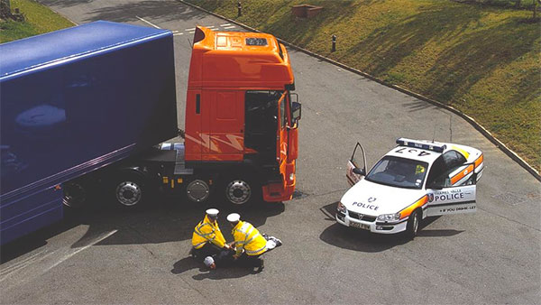 Car Dealers To Advise Buyers To Install GPS: पुलिस ने कार डीलर्स को कहा ग्राहकों को कार में में जीपीएस लगाने की दें सलाह