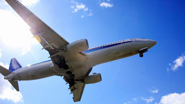 Why Planes Don't Fly Over Holy Kaba: काबा के ऊपर से क्यों नहीं उड़ते हैं प्लेन, जानें कारण