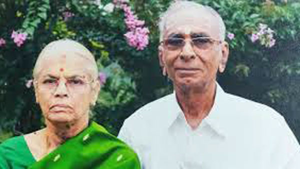 Grandparents Travel By Helicopter To Attend Wedding: पोते की शादी में पहुंचने के लिए केरल से बैंगलोर हेलीकॉप्टर में किया सफर Grandparents Travel By Helicopter To Attend Wedding: पोते की शादी में पहुंचने के लिए केरल से बैंगलोर हेलीकॉप्टर में किया सफर