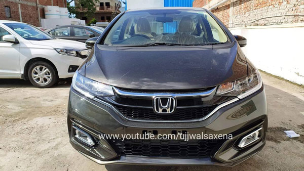 2020 Honda Jazz Spotted: नई होंडा जैज डीलरयार्ड में आई नजर, जल्द होगी लॉन्च