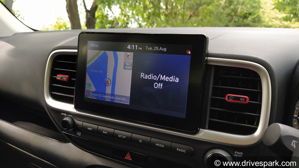 Hyundai Venue iMT Sport Variant Review: हुंडई वेन्यू आईएमटी स्पोर्ट वैरिएंट रिव्यू