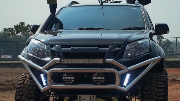 This Modified Isuzu V-Max Fined Rs. 48,000: केरल मॉडिफाई इसुजु वी-मैक्स 48,000 रुपये का फाइन This Modified Isuzu V-Max Fined Rs. 48,000: केरल मॉडिफाई इसुजु वी-मैक्स 48,000 रुपये का फाइन