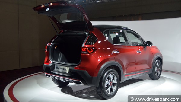 Kia Sonet SUV Details Revealed: किया सॉनेट वैरिएंट, इंजन, आकार की जानकारी आई सामने, जानें