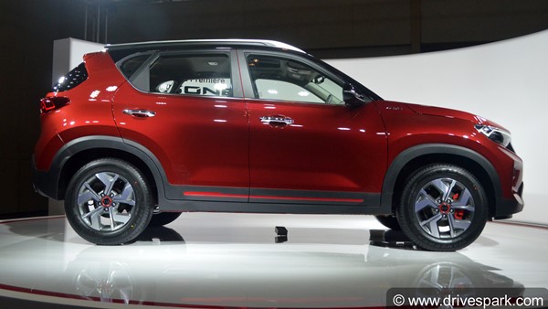 Kia Sonet GT Line & Tech Line Difference: किया सॉनेट के जीटी और टेक लाइन में क्या है अंतर, जानें