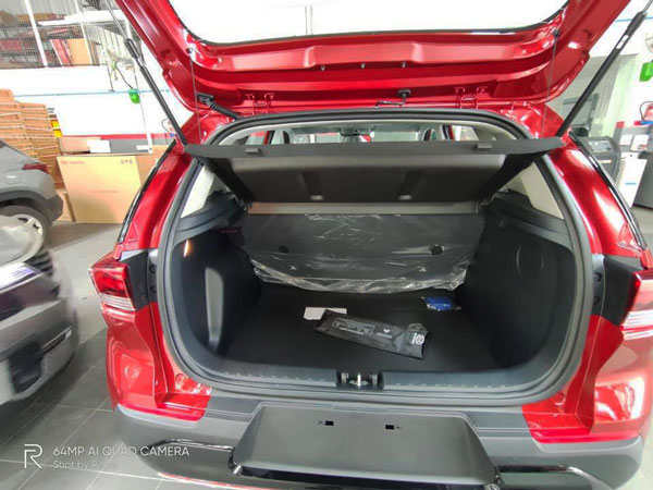 Kia Sonet Reaches Dealership: किया सॉनेट डीलरशिप पर पहुंचना हुई शुरू, टेस्ट ड्राइव जल्द होगी शुरू