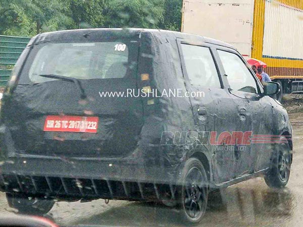 Maruti WagonR XL5 Electric Spied: मारुति एक्सएल5 इलेक्ट्रिक टेस्टिंग के दौरान आई नजर, जानें