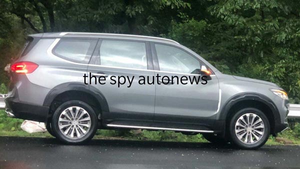 MG Gloster Spied Testing: एमजी ग्लोस्टर टेस्टिंग करते आई नजर, दिखा नया अलॉय व्हील