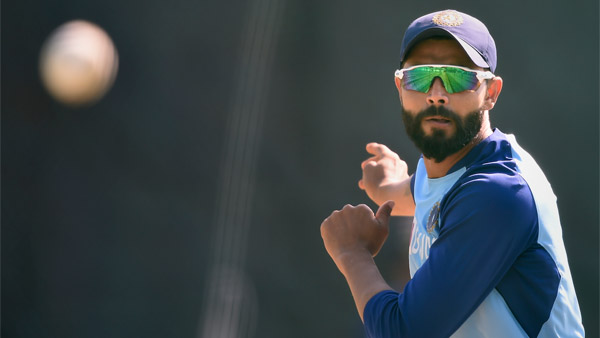 Ravindra Jadeja Argue With Woman Cop Over Mask: रविंद्र जडेजा कार से कर रहे थे सफर, महिला कांस्टेबल से मास्क को लेकर हुई बहस
