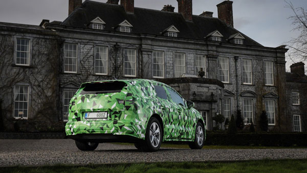 Skoda Enyaq iV Official Teaser: स्कोडा ने जारी किया इनयाक इलेक्ट्रिक एसयूवी का टीजर