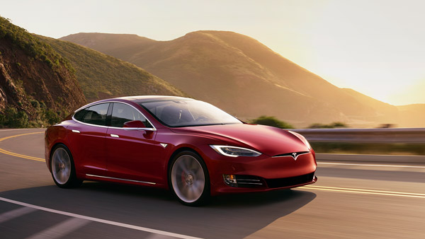 Tesla Car Crashed In Autopilot Mode: ऑटो-पायलट मोड में टेस्ला की कार हुई दुर्घटना का शिकार, जानें क्या हुआ Tesla Car Crashed In Autopilot Mode: ऑटो-पायलट मोड में टेस्ला की कार हुई दुर्घटना का शिकार, जानें क्या हुआ