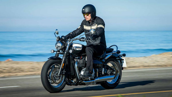 Triumph Bonneville August Offers: ट्रायम्फ बॉनवील सीरीज पर इस अगस्त दे रही 61 हजार के फायदे