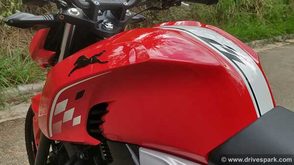TVS Apache 200 4V Price Hike: टीवीएस अपाचे आरटीआर 200 4वी की कीमत में हुई वृद्धि, जानें कितनी