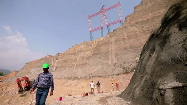 World's Tallest Railway Bridge In J&K: जम्मू में बन रही दुनिया की सबसे ऊंची रेलवे ब्रिज