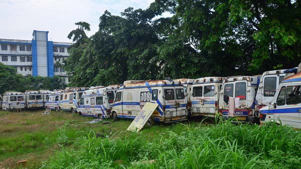 Car Driver Fined For Blocking Ambulance: एम्बुलेंस को नहीं दे रहा था आगे जाने की जगह, कार ड्राईवर पर लगा बड़ा फाइन