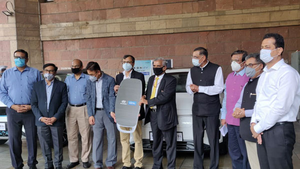 Tata Motors And Hyundai To Supply EV To Goverment: अब सरकार खरीदेगी टाटा नेक्सन ईवी, हुंडई कोना ईवी, जानें