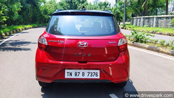 Hyundai Grand i10 NIOS Turbo Review: हुंडई ग्रैंड आई10 नियोस टर्बो रिव्यू, टेस्ट ड्राइव, माइलेज, फीचर्स, जानकारी