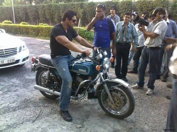 John Ambraham Donated His Maruti Gypsy: जॉन अब्राहम ने दिखाया बड़ा दिल, अपनी शानदार कार एनजीओ को दी दान