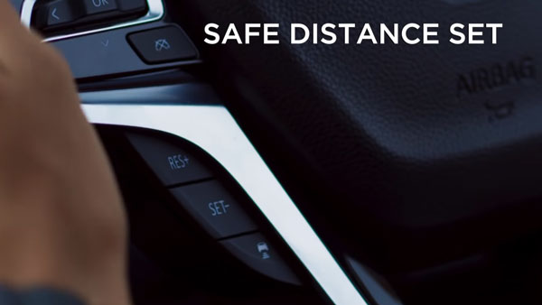 2020 MG Gloster Cruise Control: एमजी ग्लोस्टर एसयूवी में मिलेगा अडाप्टिव क्रूज कंट्रोल, जानें