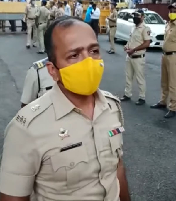 मुंबई पुलिस ने कार से पीछा करने वाले रिपोर्टरों को चेताया, नियम तोड़ा तो जब्त होगी कार
