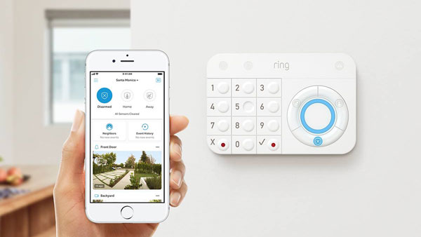 Amazon Alexa Enabled Car Cam Launched: अमेजन एलेक्सा पर आधारित कार कैमरा हुआ लाॅन्च, जानें