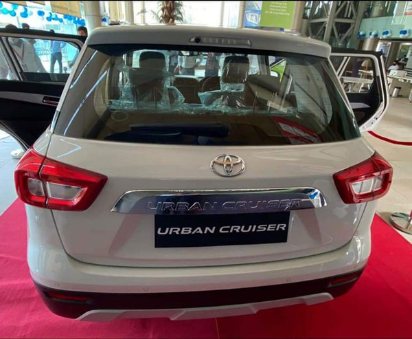 Toyota Urban Cruiser Reaches Dealership: टोयोटा अर्बन क्रूजर पहुँची डीलरशिप, जानें कब से शुरू होगी डिलीवरी