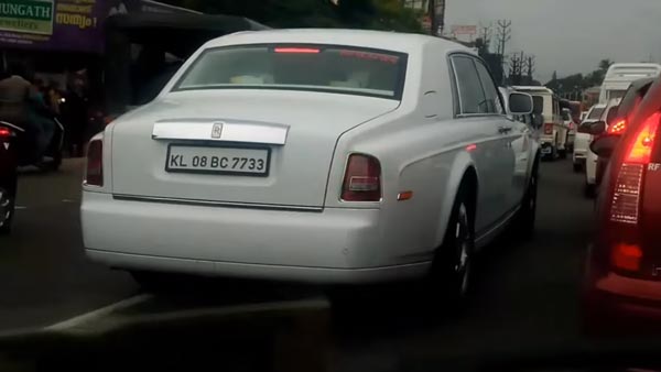 Kalyan Jewellers Owner TS Kalyanaraman Car Collection: कल्याण ज्वेलर्स कार कलेक्शन रोल्स रॉयस, प्राइवेट जेट, हेलिकॉप्टर