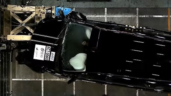 Asian NCAP Test 2020: टोयोटा इनोवा क्रिस्टा को मिला 5 स्टार सेफ्रेटी रेटिंग, जानें