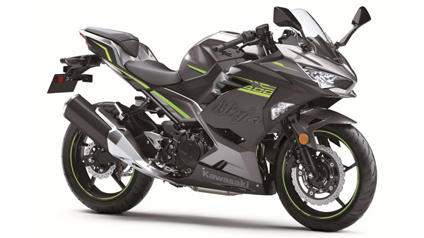 2021 Kawasaki Ninja 400 Unveiled: नई कावासाकी निंजा 400 का खुलासा, जल्द आ सकती है भारत