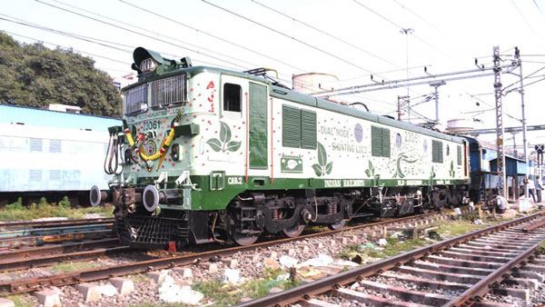 Battery Operated Rail Engine: बैटरी से चलने वाली रेल इंजन हुई शुरू, फुल चार्ज में चलती है 60 किमी 