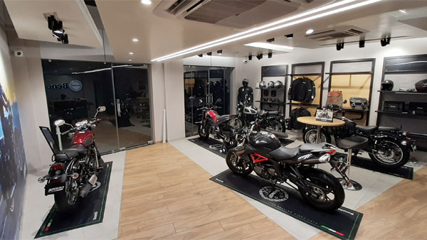 Benelli Showroom In Vapi: बेनेली ने गुजरात के वापी में खोला नया एक्सक्लूसिव शोरूम