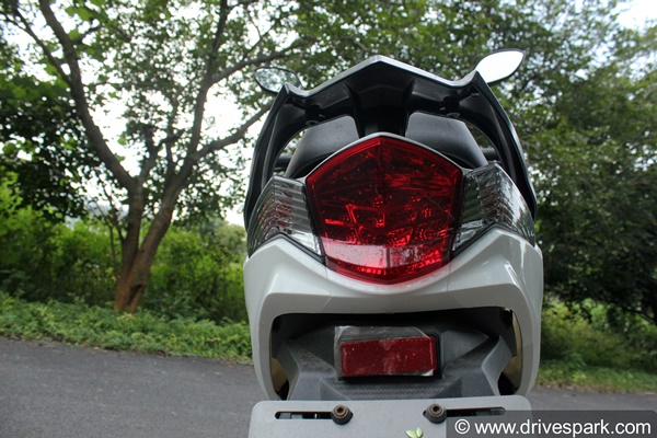 Eeve Xeniaa Long-Term Review (First Report): ईवी जेनिया लॉन्ग टर्म रिव्यू: डिजाईन, स्टाइलिंग, फीचर्स, राइड, रेंज आदि